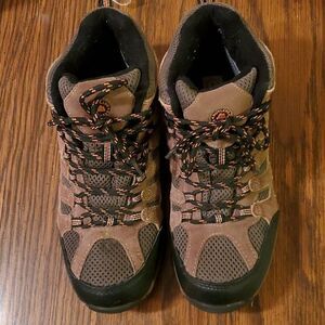 OUTLAND OUTDOOR boys upper leather waterproof hiking boot size 6M
